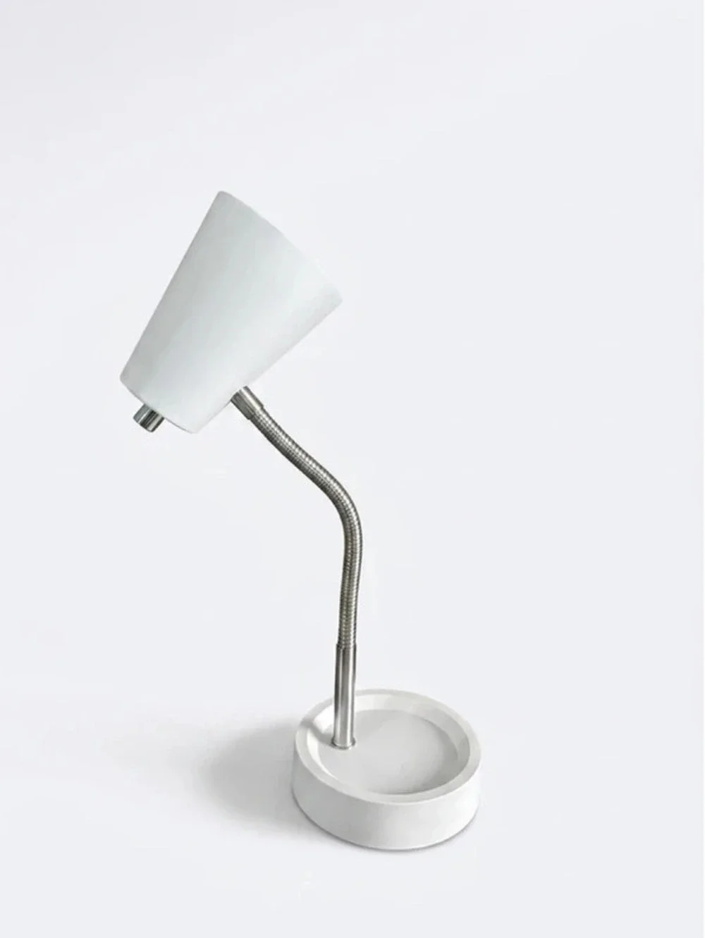 Room Essentials White LED Task Desk Lamp Flexible Gooseneck Organizer Outlet